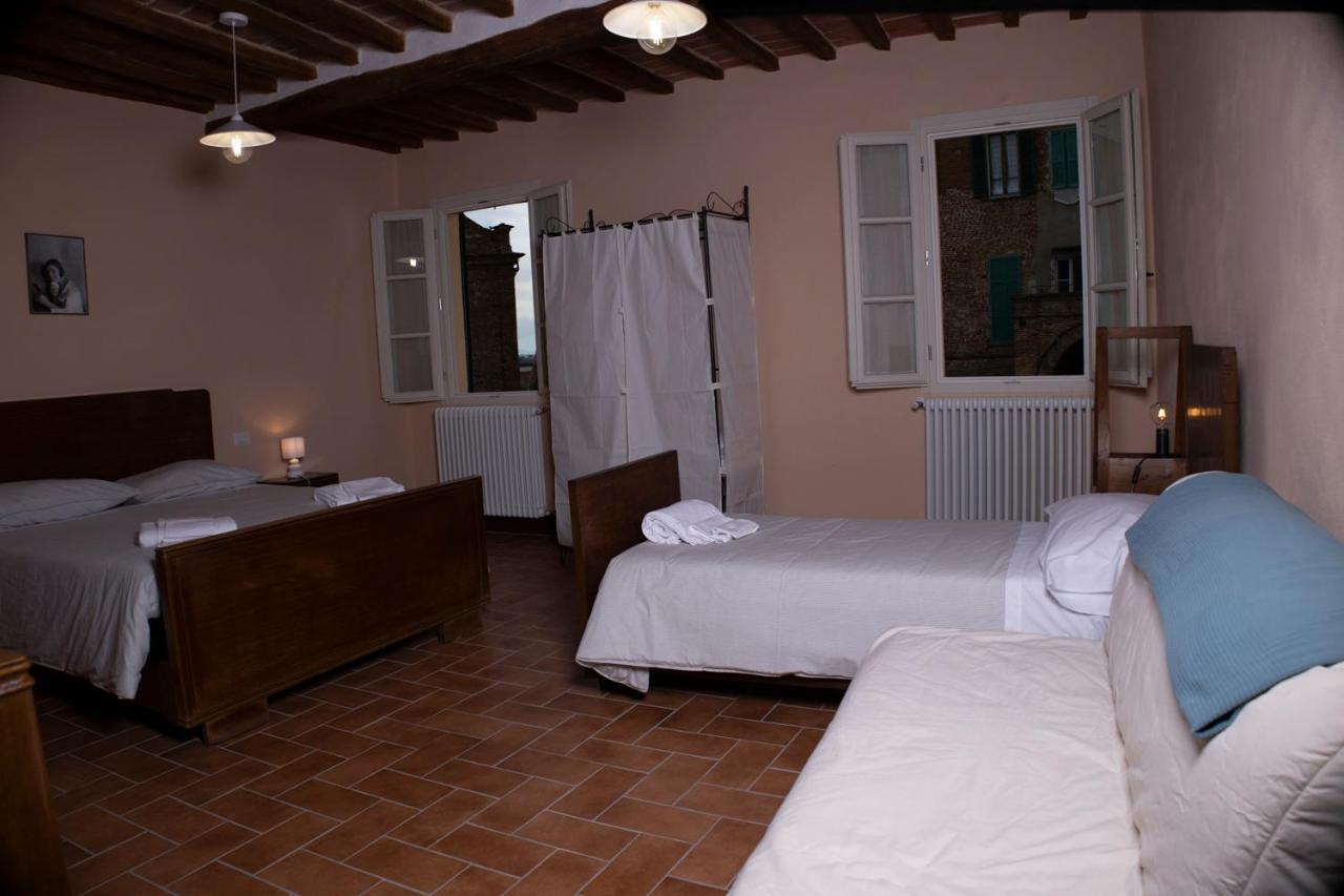 푀아노델라키아나 In Collegiata B&B 외부 사진